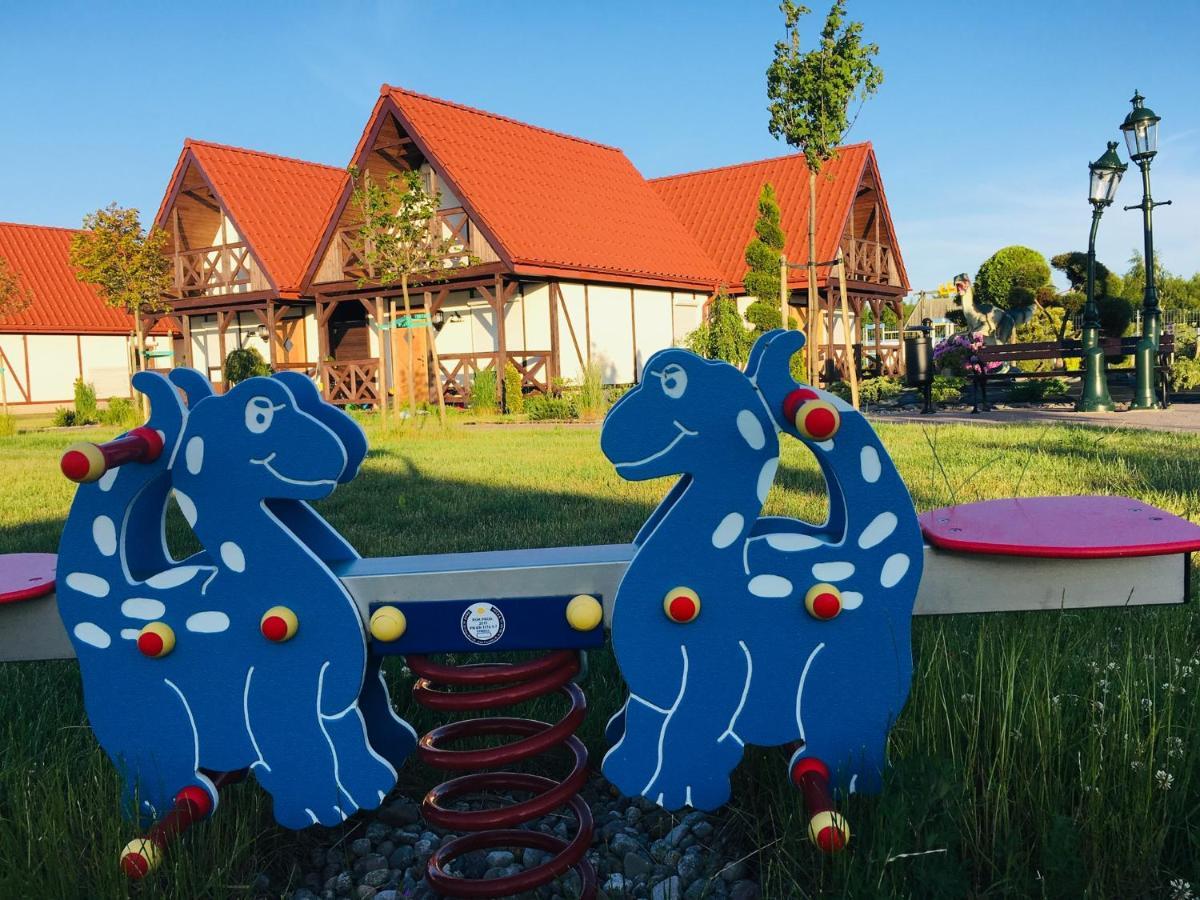 Osada Pod Dinozaurami Domki Leba/ Nowecin Villa Exterior photo